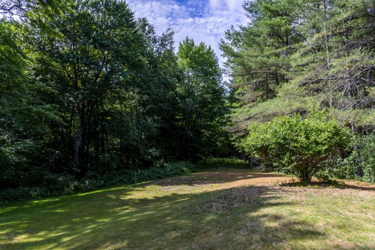 410 Paige Hill Road Goffstown NH 03045-1