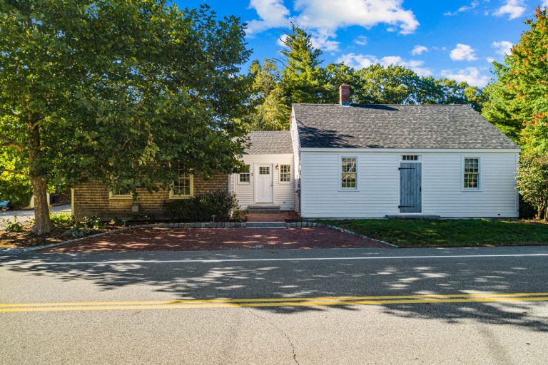 109 Old Post Rd Kittery ME 03904-53
